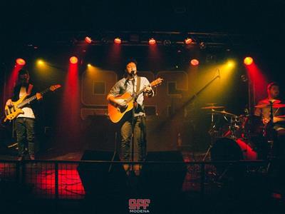 EXTRAS LIVE al Bagno Onda Blu