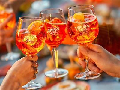 APEROL PARTY AL CHIRINGUITO BAGNO ONDA BLU