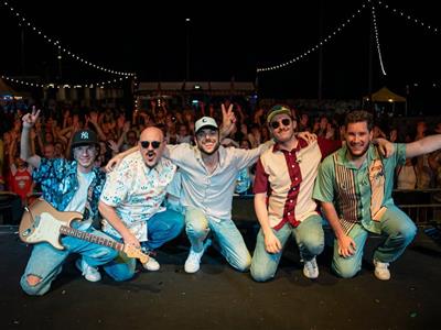 I-PINGUINI Tributo ai Pinguini Tattici Nucleari LIVE