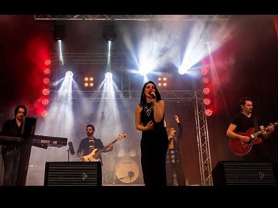 SIMILI Laura Pausini Tribute Band